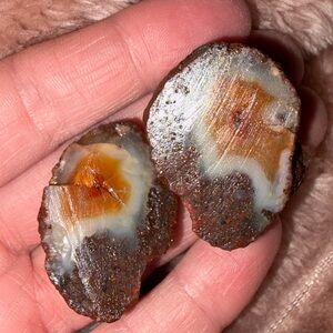 SMALL AGATE